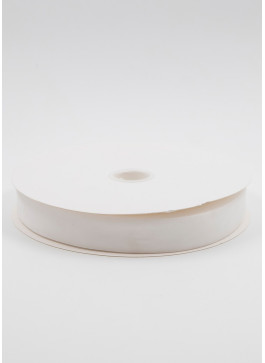 Стрічка оксамитова, 2,5 см, Біла. 22,8 м.