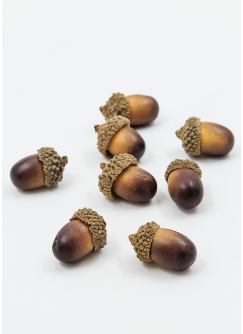 Жолудь темний, натуральні шапки,  3см. 100шт.